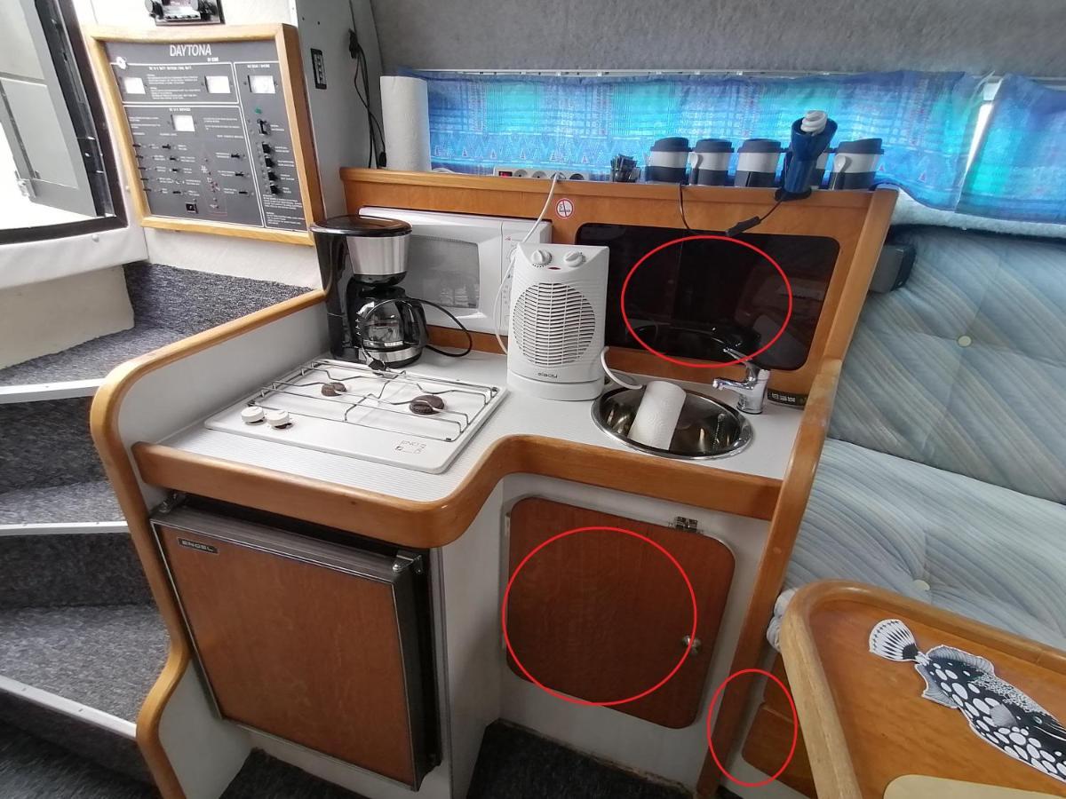 Sejour Insolite Sur Un Yacht. Bateau Hotel A Quai. La Rochelle  Luaran gambar