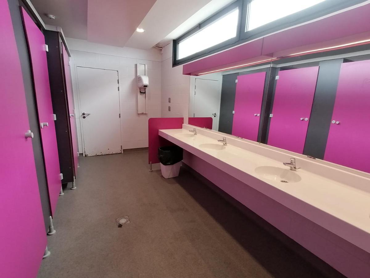 Sejour Insolite Sur Un Yacht. Bateau Hotel A Quai. La Rochelle  Luaran gambar
