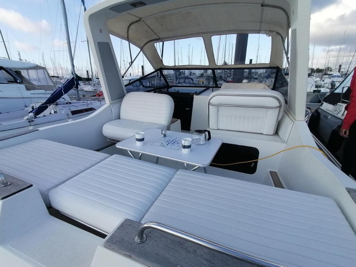 Sejour Insolite Sur Un Yacht. Bateau Hotel A Quai. La Rochelle  Luaran gambar